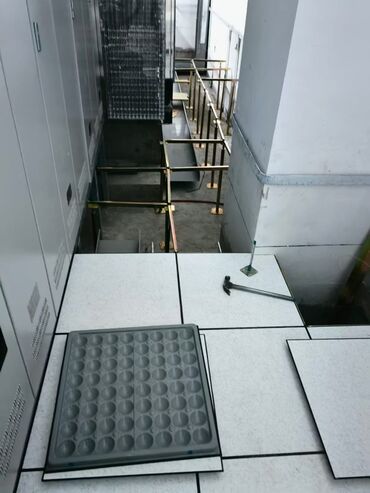 Модульные покрытия, пазлы: Фальшполы, фальшпол, Фальшпол из сульфата кальция с. `покрытием из — 19