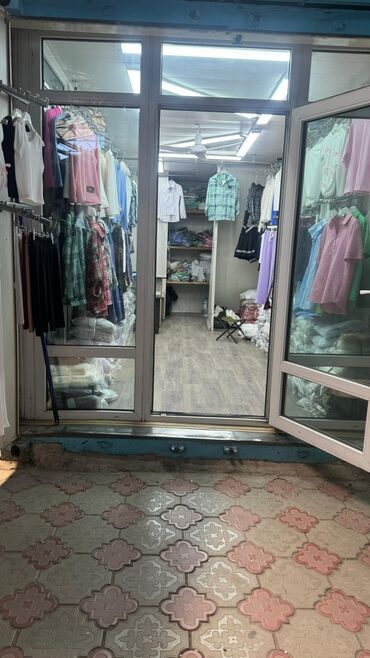 аренда кантейнер: В ДОРДОЙ пр-ся контейнер 20 тонник 2х этажный на 2 этаж можно с внутри