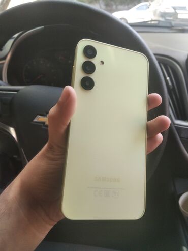 samsung tab 7: Samsung Galaxy A25, 256 GB, rəng - Sarı, Zəmanət, Sensor, Barmaq izi