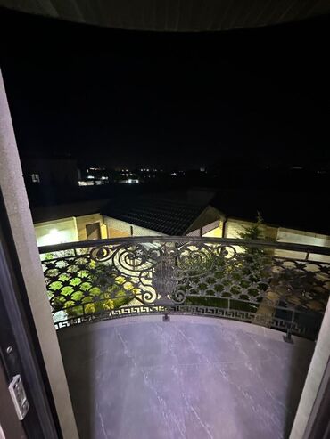 Bağ evlərinin kirayəsi: Şüvəlan qəs., 250 kv. m, 4 otaqlı, Hovuzlu, Kanalizasiya, Kombi, Qaz — 4