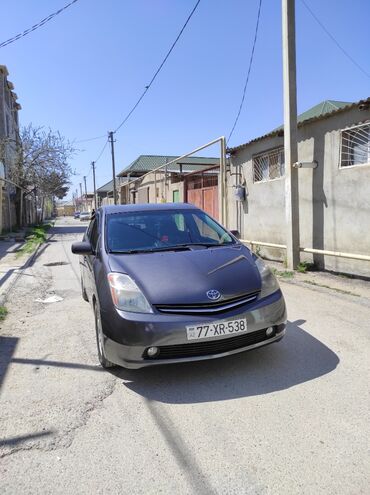 turbo az ezik masinlar: Toyota Prius: 1.5 l | 2007 il Sedan