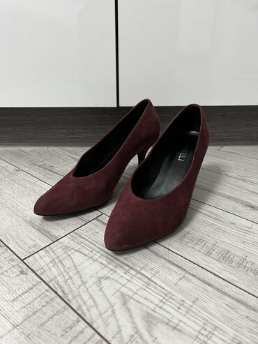 женская обувь сапоги: Элегантные туфельки от бренда Vaneli. Привезли с Америки, оригинал