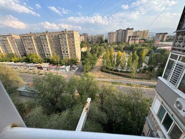 арча бешик шералиева квартира: 3 бөлмө, 70 кв. м, 105-серия, 8 кабат, Евроремонт