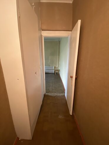 квартира одна ком: 1 комната, 35 м², 105 серия, 3 этаж