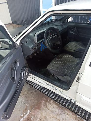 ВАЗ (ЛАДА): ВАЗ (ЛАДА) 2114 Samara: 1999 г., 1.6 л, Механика, Бензин, Хэтчбэк — 5