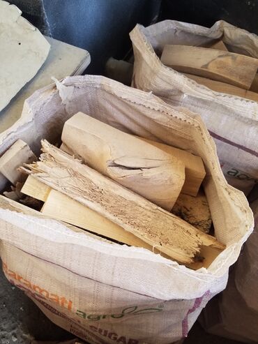 сухой карагач: Продаю дрова сухие карагач в мешках город токмок мешок по 250 Сомов