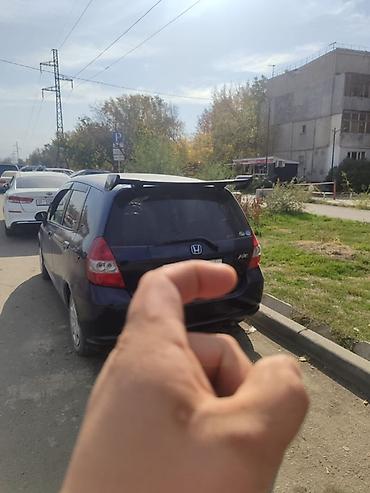fit 2: Honda Fit: 2002 г., 1.3 л, Вариатор, Бензин, Хэтчбэк — 3