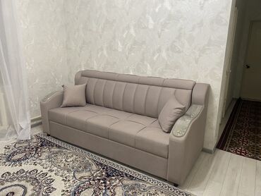 продам компьютерный стол: Бүктөмө диван, Жаңы, Үчтүк