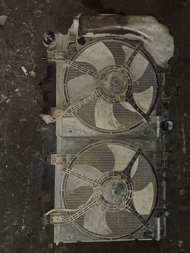 вентилятор охлаждения двигателя: Оригинальный контрактный из Европы б/у радиатор охлаждения на Субару