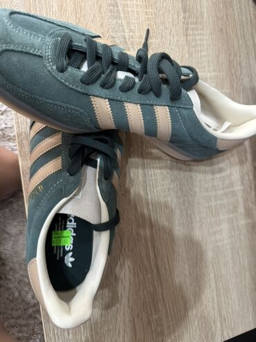 розовые кроссовки: Adidas Original Samba Super — классические кроссовки-ретро