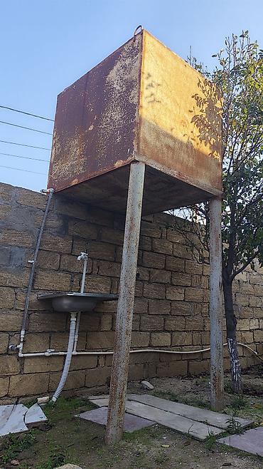 beton su cəni: Bak, Metal, 2500 l l, İşlənmiş — 1