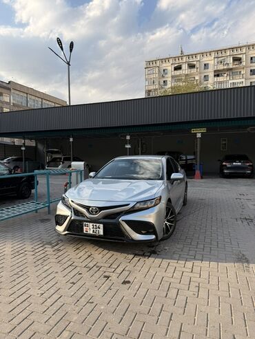 колесо на камри: Toyota Camry: 2021 г., 2.5 л, Автомат, Бензин, Седан