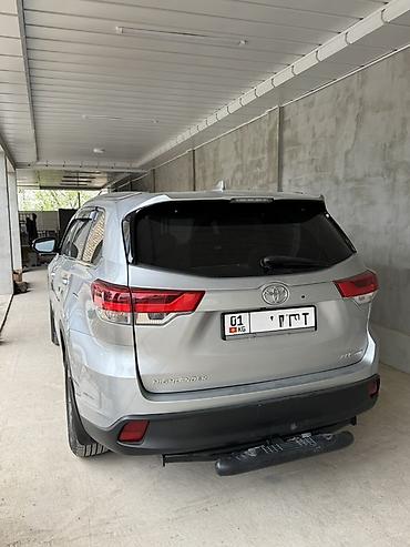 таета креста: Toyota Highlander: 2019 г., Кроссовер — 4