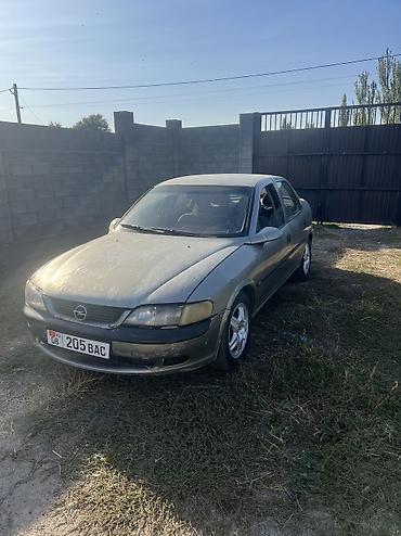 Opel: Opel Vectra: 1997 г., 1.8 л, Кол менен иштөөчү, Бензин, Седан — 1