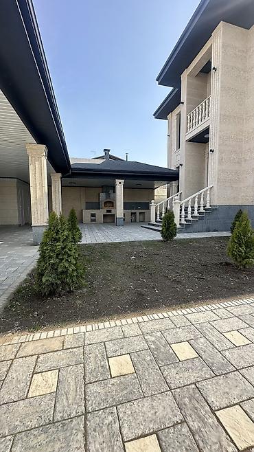 Продажа коттеджей и домов: 📍 Бишкек, ул. Бектенова Продаётся абсолютно новый дом премиум-класса — 29