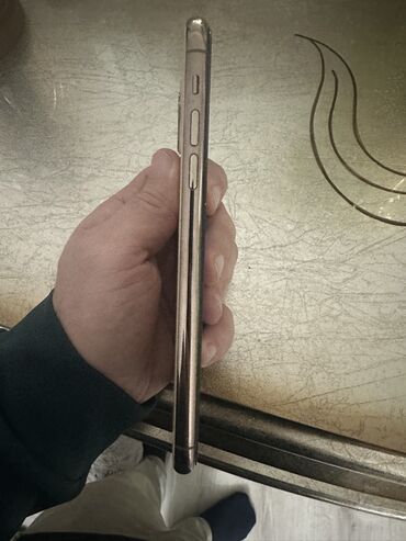 Apple iPhone: IPhone 11 Pro Max, 256 GB, Qızılı, Simsiz şarj — 3