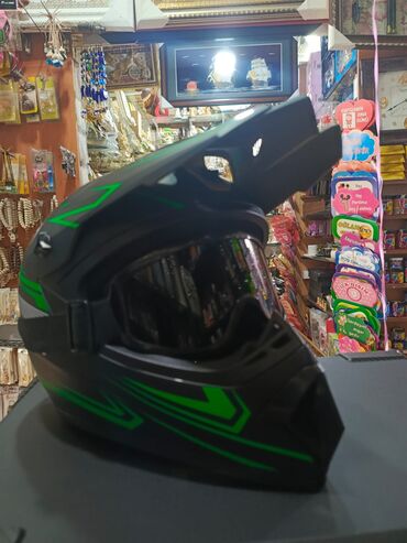 Moto dəbilqələr: Moto Dəbilqələr Endirimlə 35azn. Hər rəngi var 55aznnən Endirimlə — 22