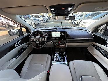 кия корнивал: Kia Carnival: 2020 г., Минивэн — 10