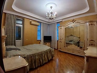 Uzunmüddətli kirayə mənzillər: Geniş və zövqlə dizayn olunmuş mənzil interyeri. - Böyük qonaq otağı — 6