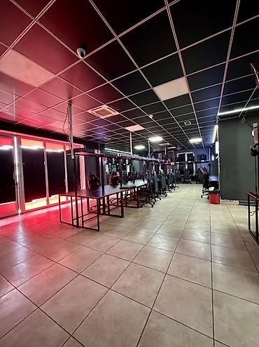 15 кв: 🏢 СДАЁТСЯ ПОМЕЩЕНИЕ В САМОМ ЦЕНТРЕ ГОРОДА! 📐 220 м² | 3 этаж 📋 — 5