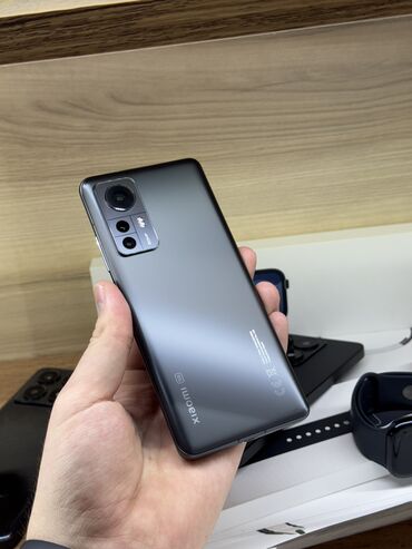 мобильные телефоны в расрочку: Xiaomi, 12, Б/у, 256 ГБ, цвет - Черный, 2 SIM