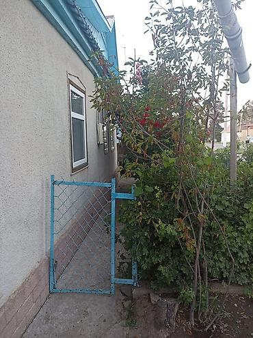 Продажа коттеджей и домов: Продаётся жилой дом с благоустроенными помещениями. - Кухня — 19