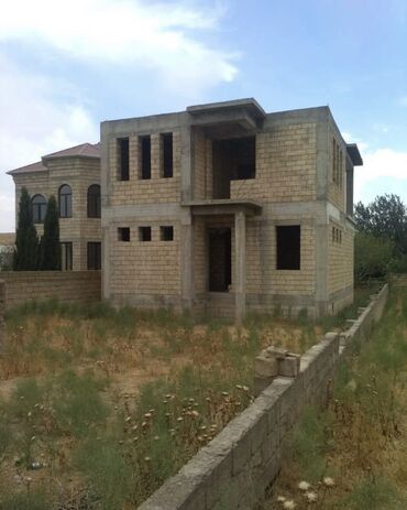 Həyət evləri və villaların satışı: 5 otaqlı, 200 kv. m, Kredit yoxdur, Təmirsiz