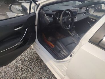 Toyota: Toyota Corolla: 2022 г., 1.8 л, Автомат, Гибрид, Седан — 8