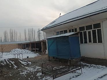 дом продаю жайылский район: 10 сотых жери менен үй сатылат баасы 200000$. адрес: 9 км. Ош - Алай — 9