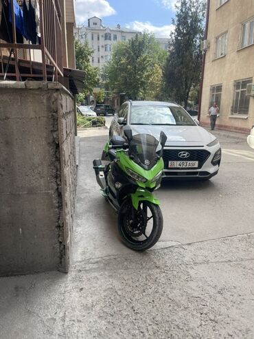 жаны донголок: Спортбайк Kawasaki, 400 куб. см, Бензин, Взрослый, Б/у