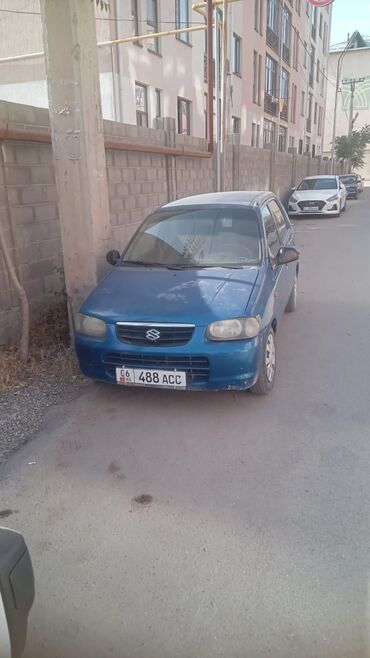Suzuki: Suzuki Alto: 2004 г., 1.1 л, Механика, Бензин, Хэтчбэк