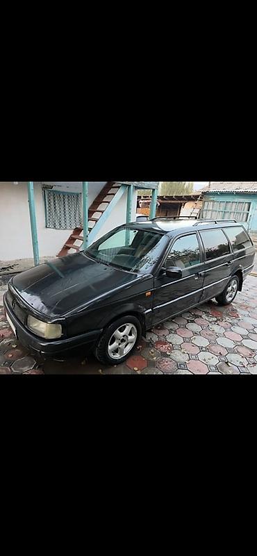 бутка бишкек: Volkswagen Passat: 1990 г., 1.8 л, Кол менен иштөөчү, Бензин, Универсал — 2
