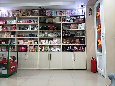 Kommersiya daşınmaz əmlakının satışı: TİCARƏT OBYEKTİ SATILIR ! Bina: Beş mərtəbəli binanın birinci — 22