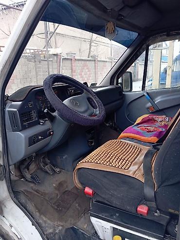 sprinter 2 2: Грузовой фургон Mercedes-Benz Sprinter (длинная база, высокий кузов) — 6