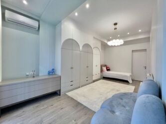 Продажа квартир: 4 комнаты, 161 м², Элитка, 3 этаж, Дизайнерский ремонт — 2