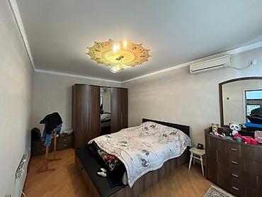 Продажа коттеджей и домов: Продается 2х этажный особняк из 10комнат 330м2, по ул. Шаумяна, на — 19