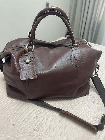 Barbour dəri səyahət çantası. Оригинальная дорожная сумка бренда