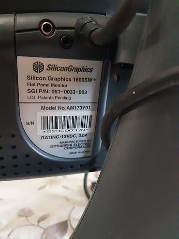 Monitorlar: Два компьютера 1го поколения2002/3 I MAC APPLE 700 ман($3990) и — 5