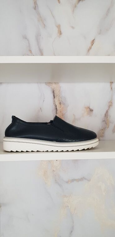 Oksfordice: Oksfordice, Emelie Strandberg, 39 — 1