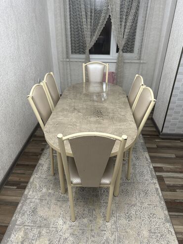 стол и стул для кухни: Комплект стол и стулья Б/у