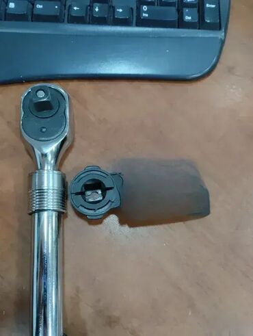 Ključevi: Krckalica 1/2 teleskop 1.800 din — 8