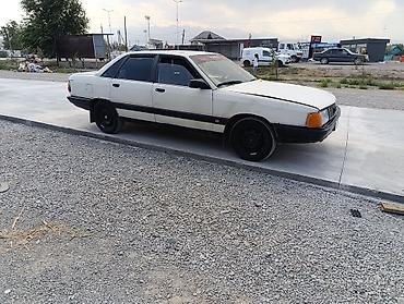 210 белый: Audi 100: 1985 г., 1.8 л, Механика, Бензин, Седан — 9