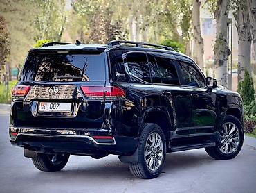 300 000: Toyota Land Cruiser: 2022 г., 3.5 л, Автомат, Бензин, Внедорожник — 4