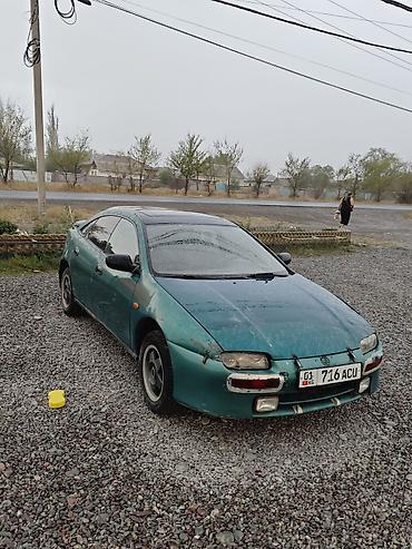 Унаа сатуу: Mazda 323: 1996 г., 1.5 л, Кол менен иштөөчү, Бензин, Хетчбек — 4
