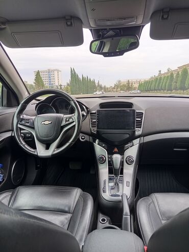 Chevrolet: Chevrolet Cruze LTZ RS sedan – şəhər və tras üçün dinamik və zərif — 10