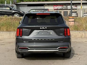 Kia: Kia Sorento: 2022 г. — 4