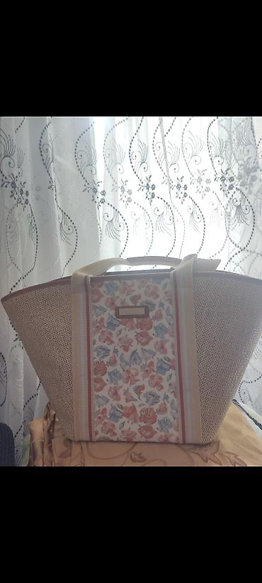 yubka modelləri: Laura Ashley qadın çantası – yay üslubunda geniş tote model etiket — 1