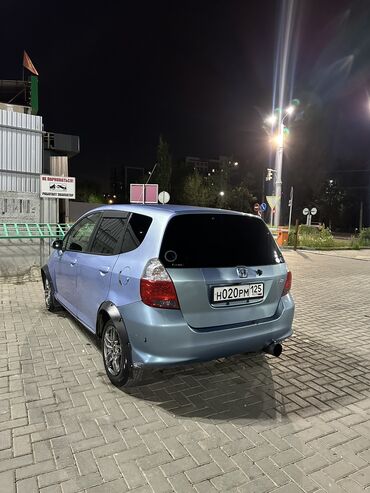 Honda: Honda Fit: 2003 г., 1.3 л, Вариатор, Бензин, Хэтчбэк