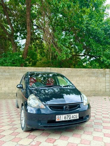 Транспорт: Honda Fit: 2003 г., 1.3 л, Автомат, Бензин