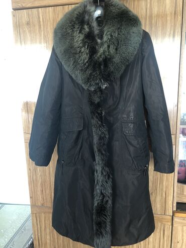 женский адежда: Пальто женские зимние Б/У, 48 размер, в хорошем состоянии